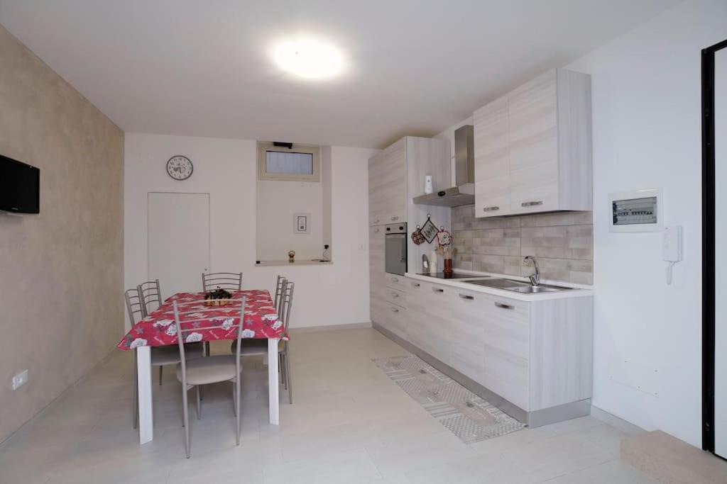 Arcovitti Apartments 모노폴리 외부 사진